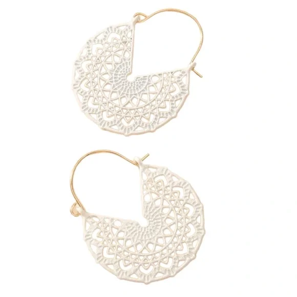 White Hoop Earrings Floral White Basket Hoops Cut out Dangle Earrings Scroll NWT - Picture 11 of 13